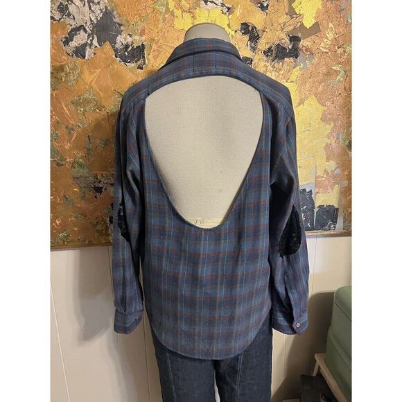 Furst of a Kind Womens Medium Button Up Flannel Shirt Back Cut Out Sequin Elbows - Picture 3 of 8